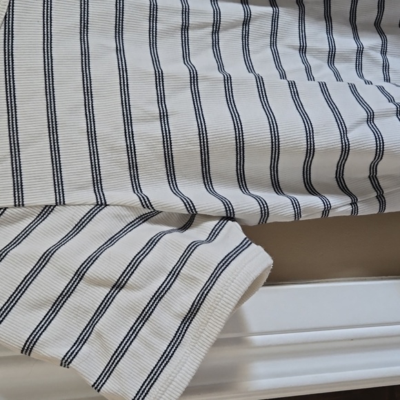 T Shirt - Picture 3 of 5